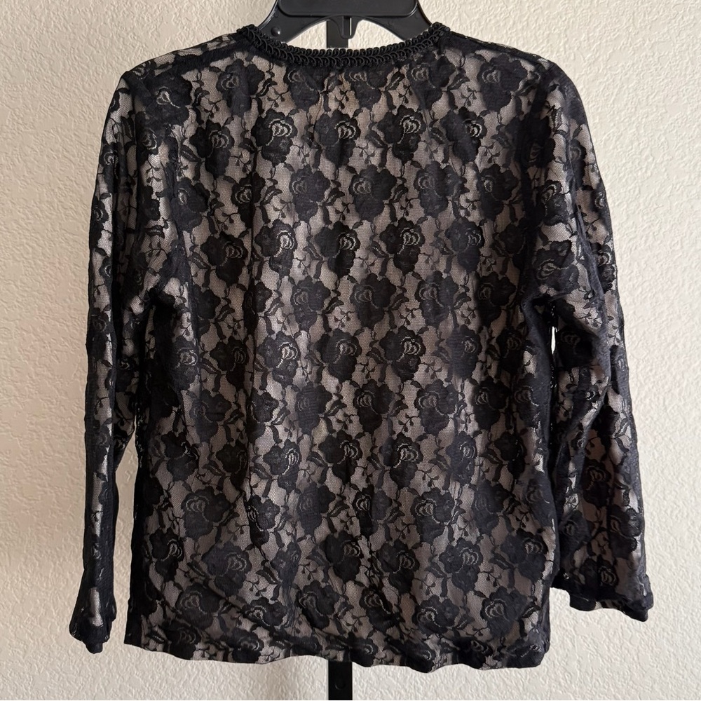 Black Floral Lace Sheer Cardigan Medium Long Sleeve Lightweight Romantic Top - Picture 3 of 9